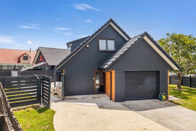 Photo of property in 97 Bryant Road, St Andrews, Hamilton, 3200