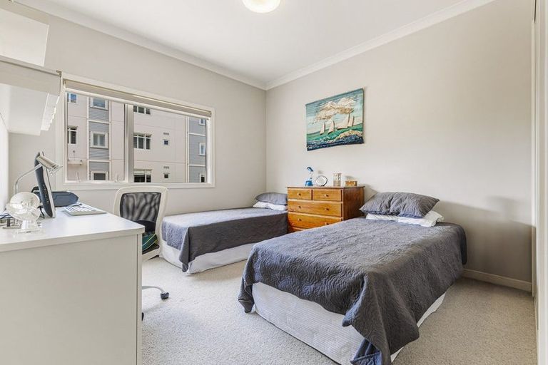 Photo of property in 24 Eaves Bush Parade, Orewa, 0931