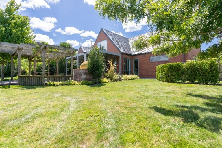 Photo of property in 1 Twin Oaks Drive, Tamahere, Hamilton, 3283