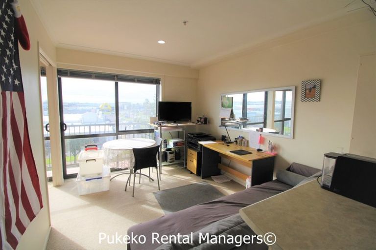 Photo of property in The Rennaissance, 3d/18 Ronwood Avenue, Manukau, Auckland, 2104