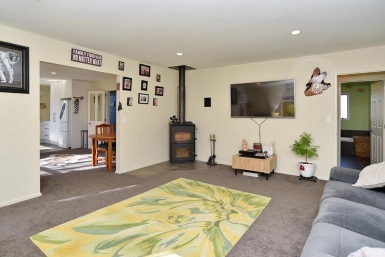 Photo of property in 25 Wellington Street, Ashley, Rangiora, 7477