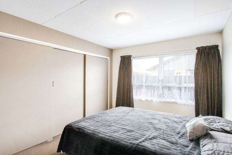 Photo of property in 6/8 Lee Road, Taradale, Napier, 4112