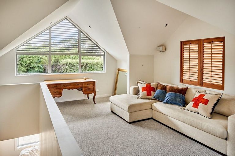 Photo of property in 97 Oxford Street, Martinborough, 5711