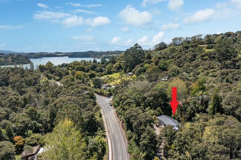Photo of property in 1060 Sandspit Road, Sandspit, Warkworth, 0982