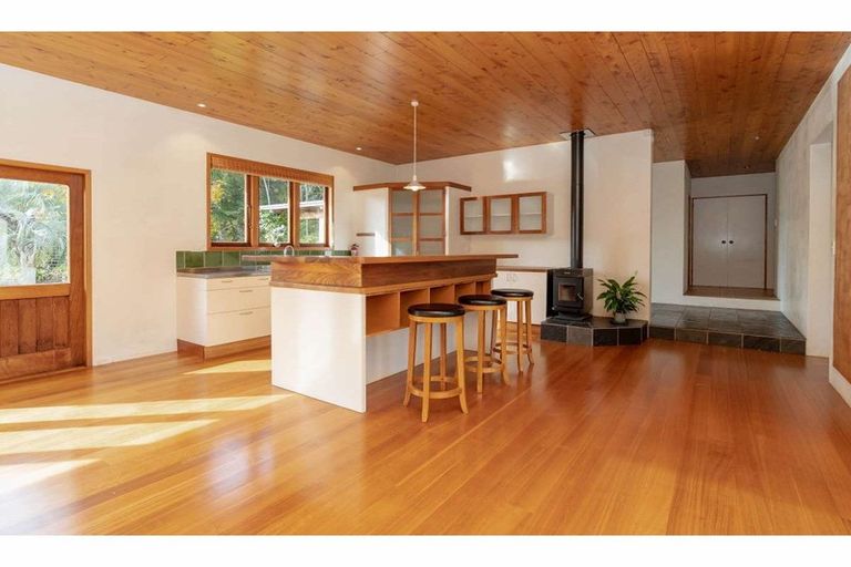 Photo of property in 65 Pa Road, Kerikeri, 0230