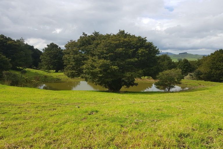 Photo of property in 504b Wairere Road, Maungaturoto, 0571