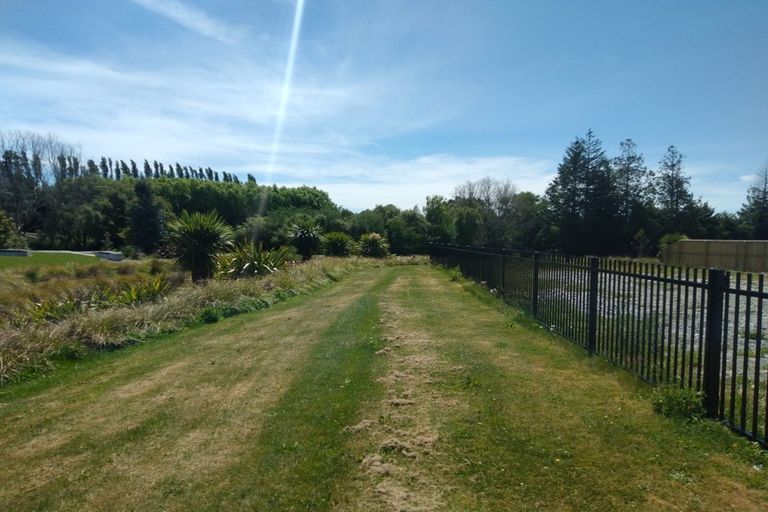 Photo of property in 21 Tulett Park Drive, Casebrook, Christchurch, 8051