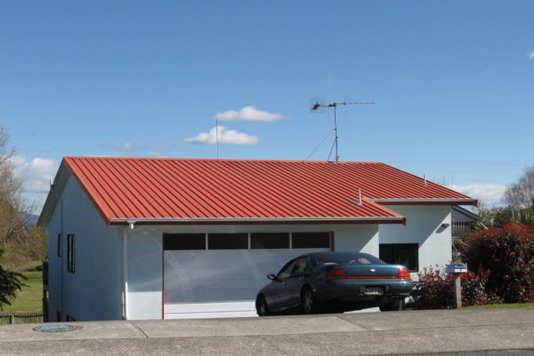 Photo of property in 8 Meander Drive, Welcome Bay, Tauranga, 3112