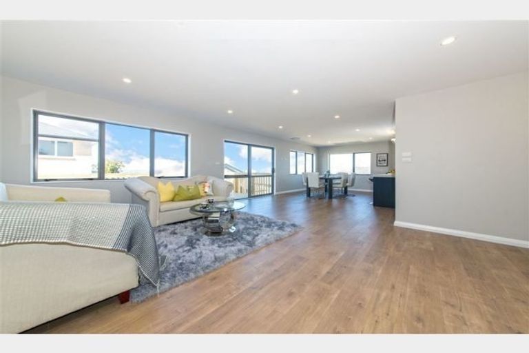 Photo of property in 218 Metcalfe Road, Ranui, Auckland, 0612