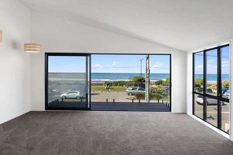 Photo of property in 85a Marine Parade, North New Brighton, Christchurch, 8083
