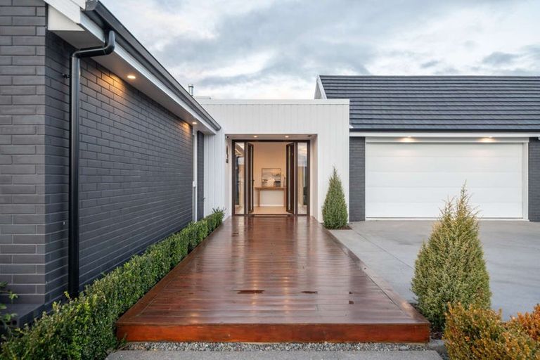 Photo of property in 1 Moemoea Place, Cambridge, 3434