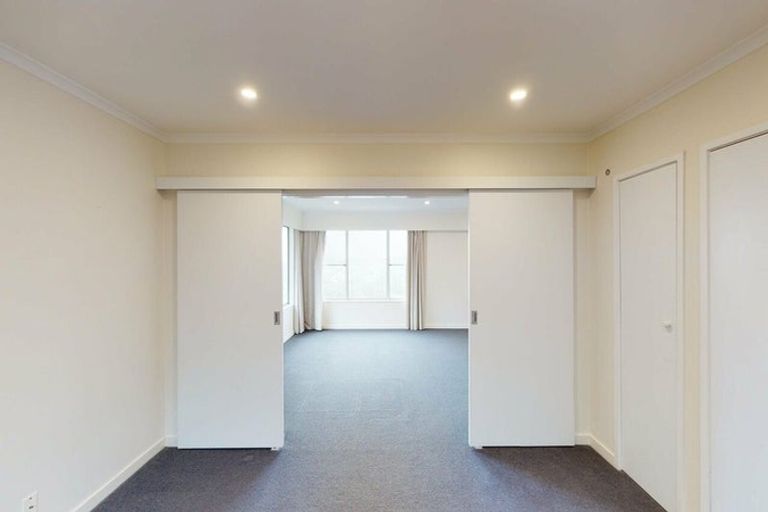 Photo of property in 91 Black Rock Road, Newlands, Wellington, 6037