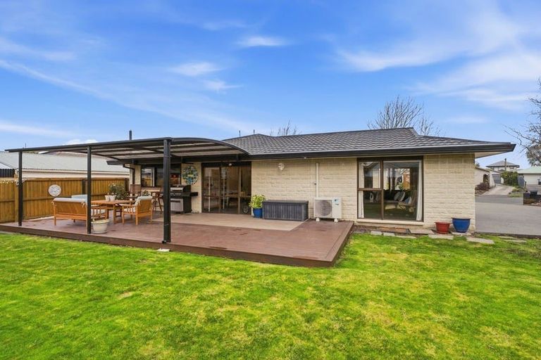 Photo of property in 22 O'halloran Drive, Halswell, Christchurch, 8025