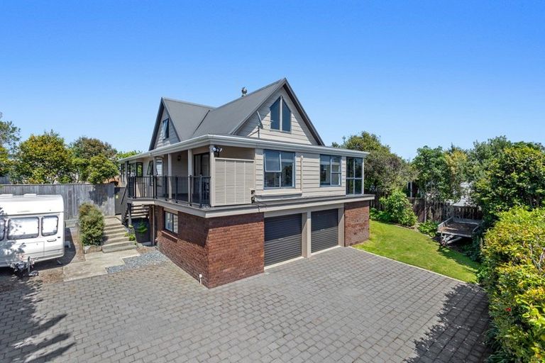 Photo of property in 15 Fishermans Drive, Coastlands, Whakatane, 3120