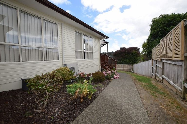 Photo of property in 23 Leafield Crescent, Henderson, Auckland, 0612