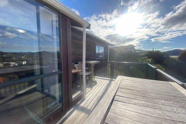 Photo of property in 15 Russell Street, Picton, 7220