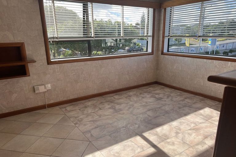 Photo of property in 3 Churchill Avenue, Manurewa, Auckland, 2102