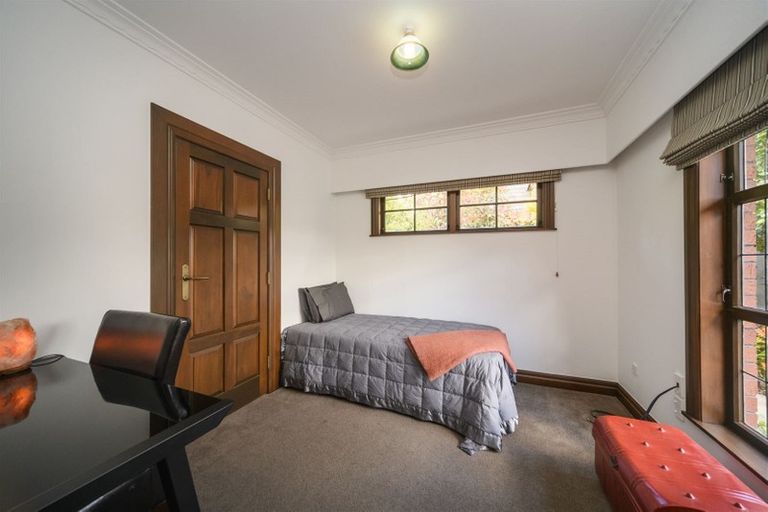 Photo of property in 81 Waterloo Crescent, Hokowhitu, Palmerston North, 4410