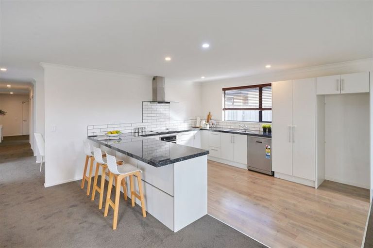 Photo of property in 9 Seaward Street, Pegasus, 7612