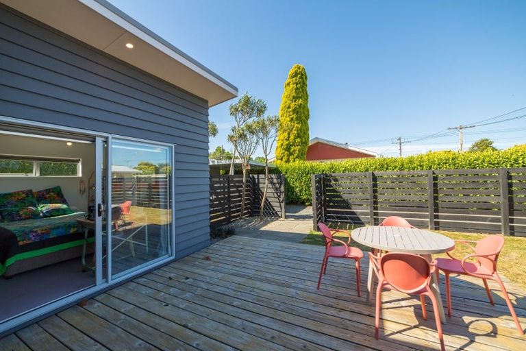 Photo of property in 43 Sackville Street, Martinborough, 5711