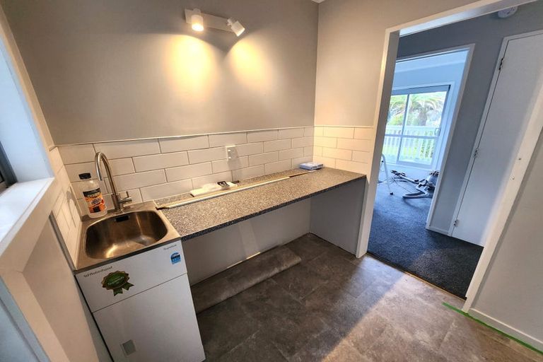 Photo of property in 7a Litchfield Place, Clarks Beach, 2122