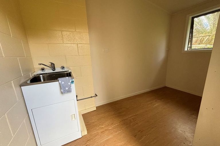 Photo of property in 1/41a Tramway Road, Beach Haven, Auckland, 0626