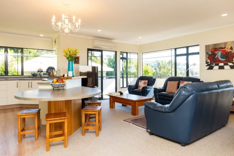 Photo of property in 41 Hetley Crescent, Taradale, Napier, 4112