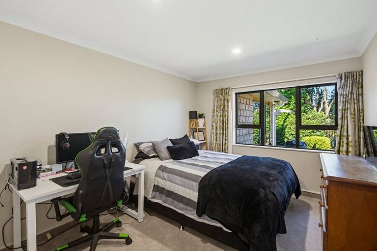 Photo of property in 14 Consort Close, Paraparaumu Beach, Paraparaumu, 5032