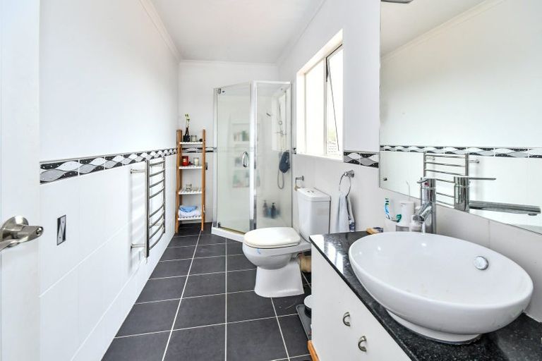 Photo of property in 362 Chapel Road, Flat Bush, Auckland, 2016