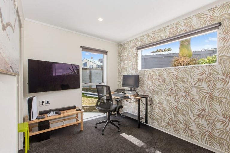 Photo of property in 39 Clipper Street, Titahi Bay, Porirua, 5022