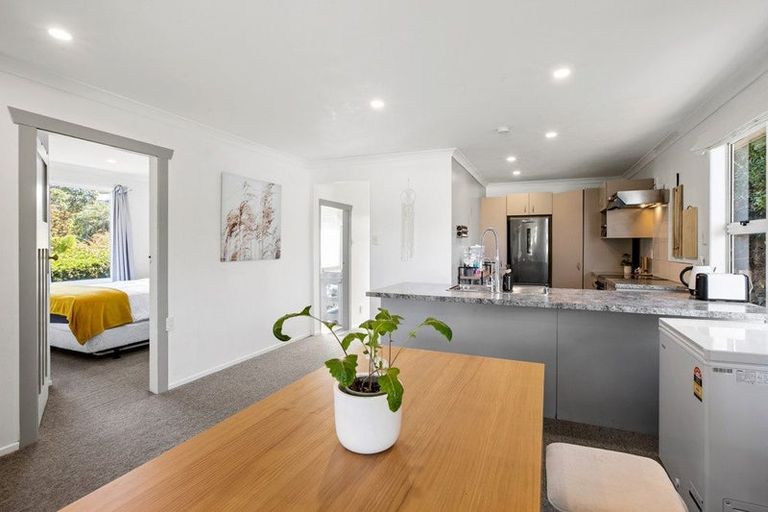 Photo of property in 10 Parris Street, Moturoa, New Plymouth, 4310