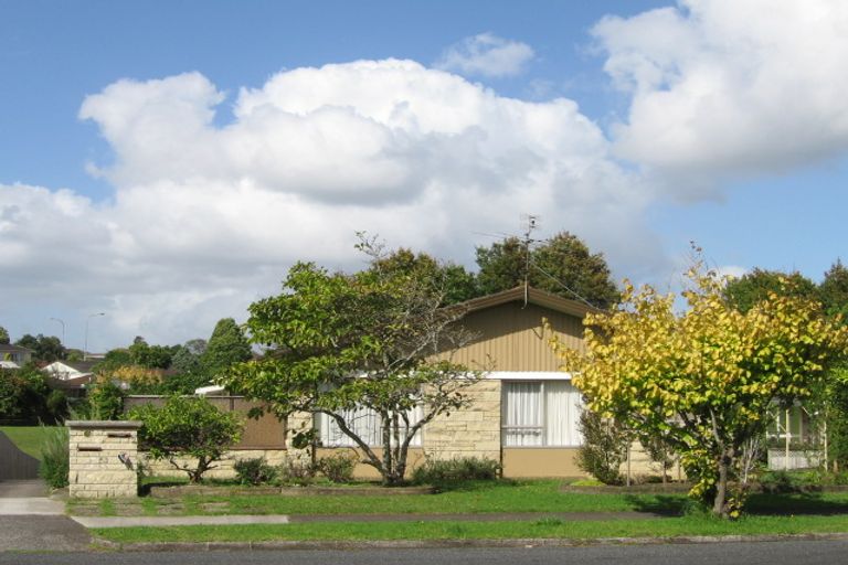 Photo of property in 1/53 Meadway, Sunnyhills, Auckland, 2010