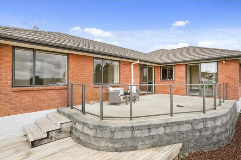 Photo of property in 22 Carol Lee Place, Albany Heights, Auckland, 0632