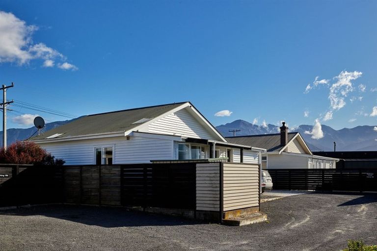 Photo of property in 188 Beach Road, Kaikoura, 7300