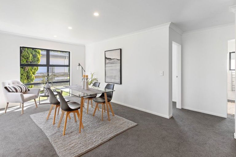 Photo of property in 43 Esther Street, Martinborough, 5711