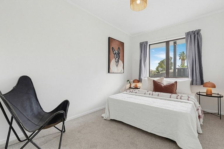 Photo of property in 169 Finlayson Avenue, Clendon Park, Auckland, 2103