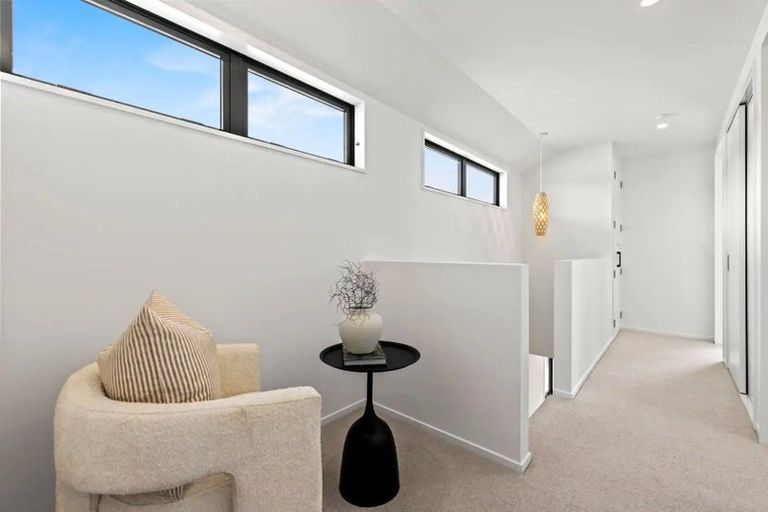 Photo of property in 1/60 Innes Road, 8014