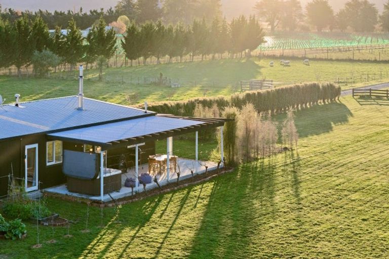 Photo of property in 40 Cooper Street, Wairau Valley, Blenheim, 7271