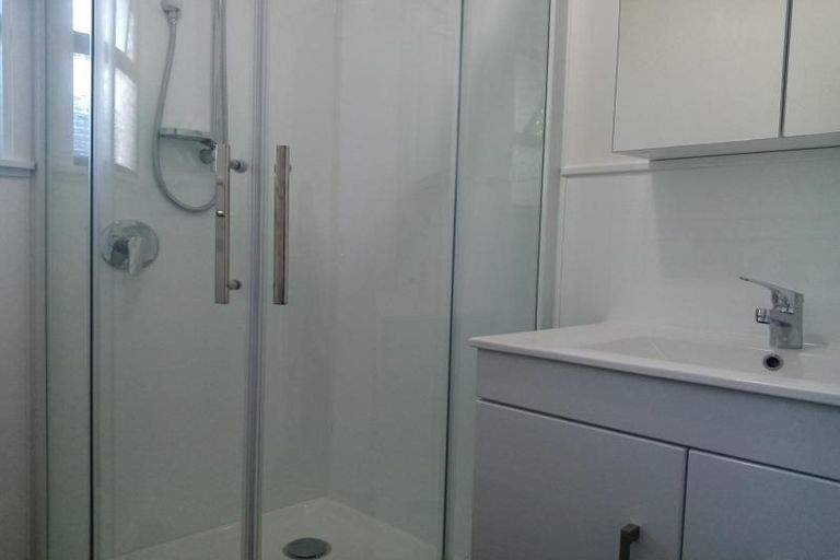 Photo of property in 2b Sidey Place, Marewa, Napier, 4110