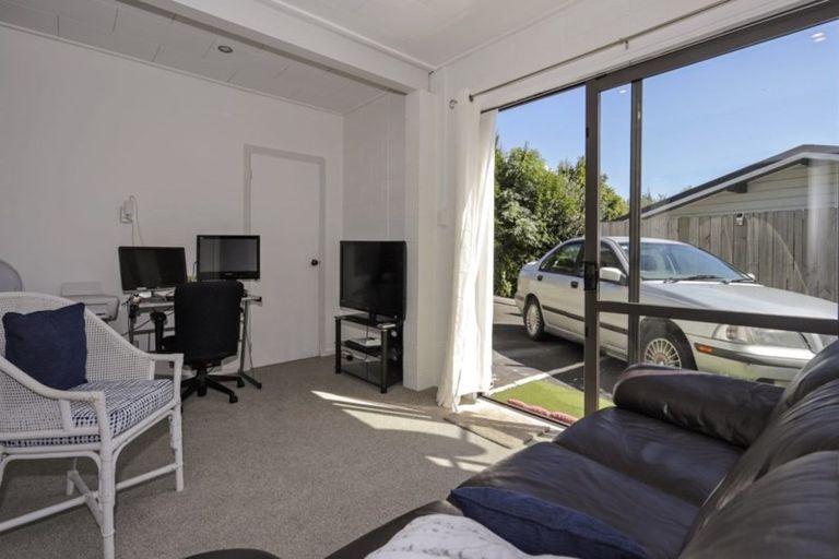 Photo of property in 6 Knox Place, Greerton, Tauranga, 3112