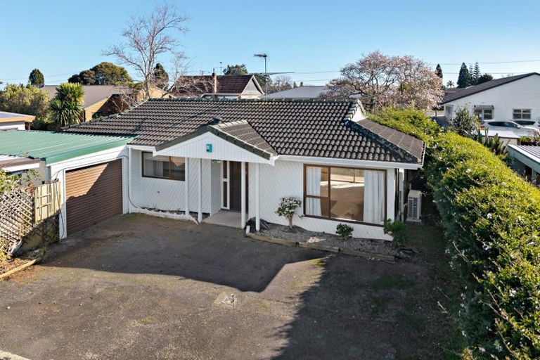 Photo of property in 2/9 Edmund Hillary Avenue, Papakura, 2110