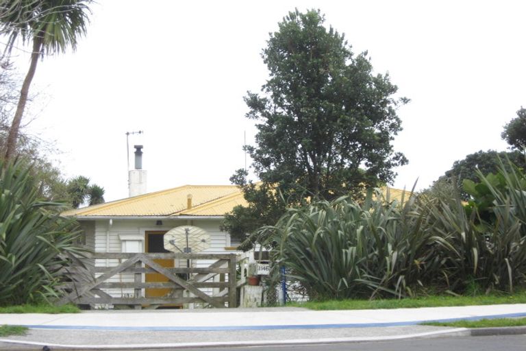 Photo of property in 1146 South Road, Oakura, 4314