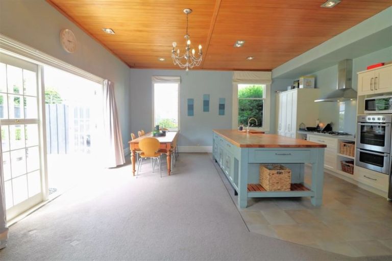 Photo of property in 1 Nelson Terrace, Seaview, Timaru, 7910