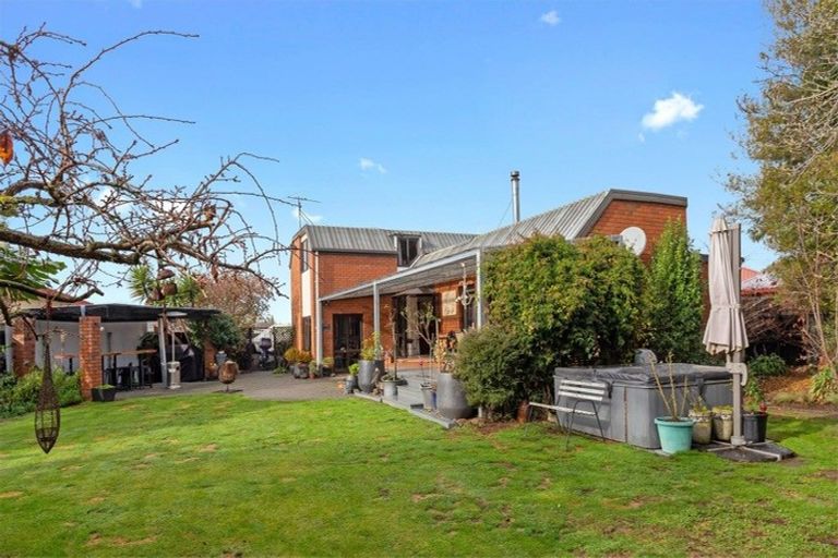 Photo of property in 8 Rex Place, Rangiora, 7400