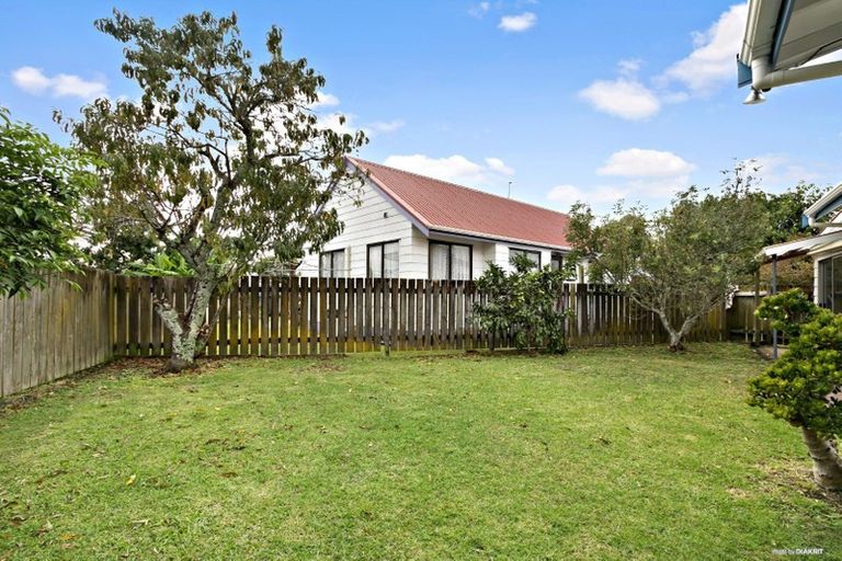 Photo of property in 3c Wairau Avenue, Avondale, Auckland, 1026