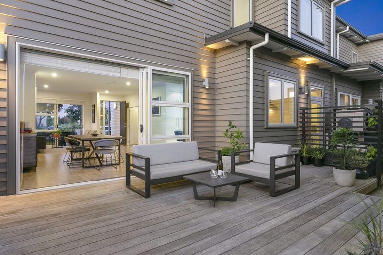 Photo of property in 1 De Havilland Road, Hobsonville, Auckland, 0616