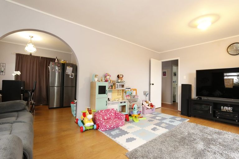 Photo of property in 1/78 Highland Park Drive, Highland Park, Auckland, 2010