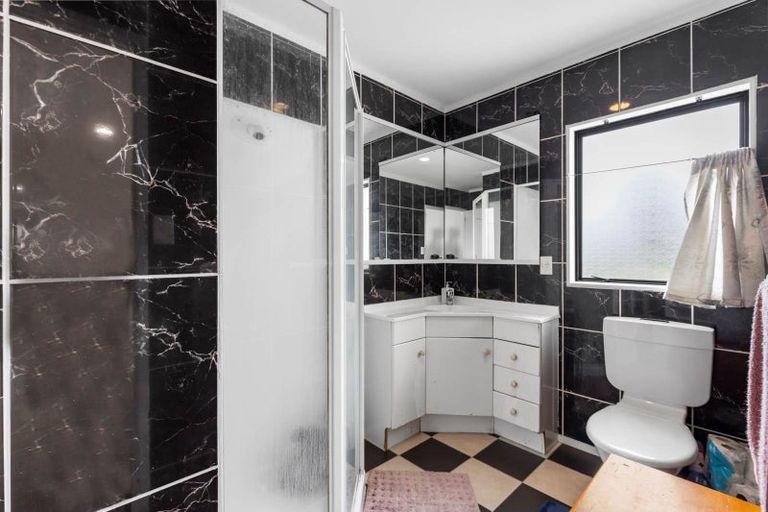 Photo of property in 2/83 Park Avenue, Papatoetoe, Auckland, 2025