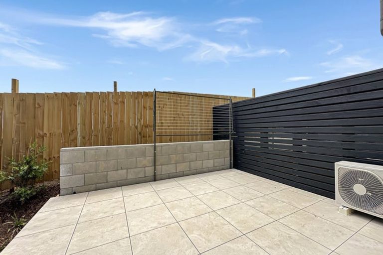 Photo of property in 33 Ara Mara Hua, Henderson, Auckland, 0612