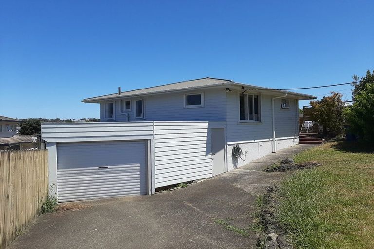 Photo of property in 1/46 Lyttelton Avenue, Forrest Hill, Auckland, 0620